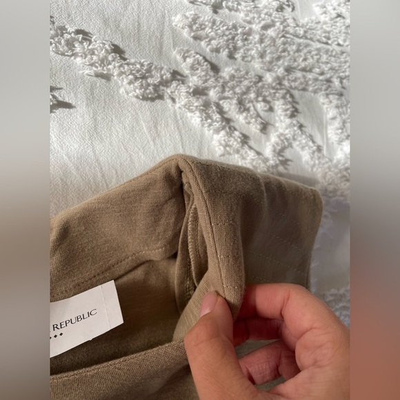 Banana Republic Slub Trapunto T-Shirt - Picture 3 of 11